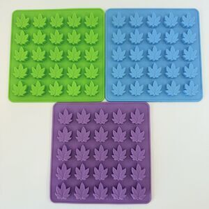 PJ Bold Silicone Weed Leaf Gummy Mold Bpa Free Set of 3 Candy, Candles, Gelatin
